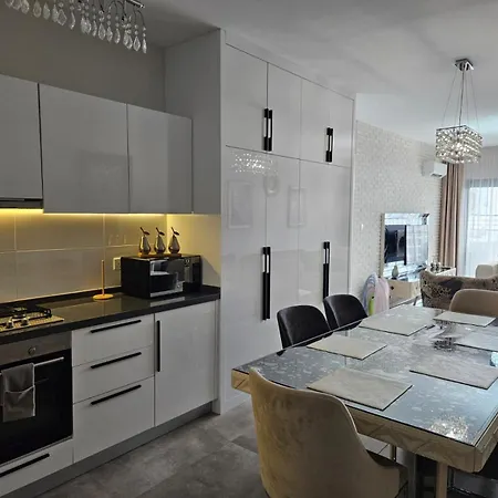 Caesar & Luxury Long Iskele Апартаменты