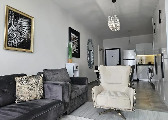 Caesar & Luxury Long Iskele Perivolia tou Trikomou